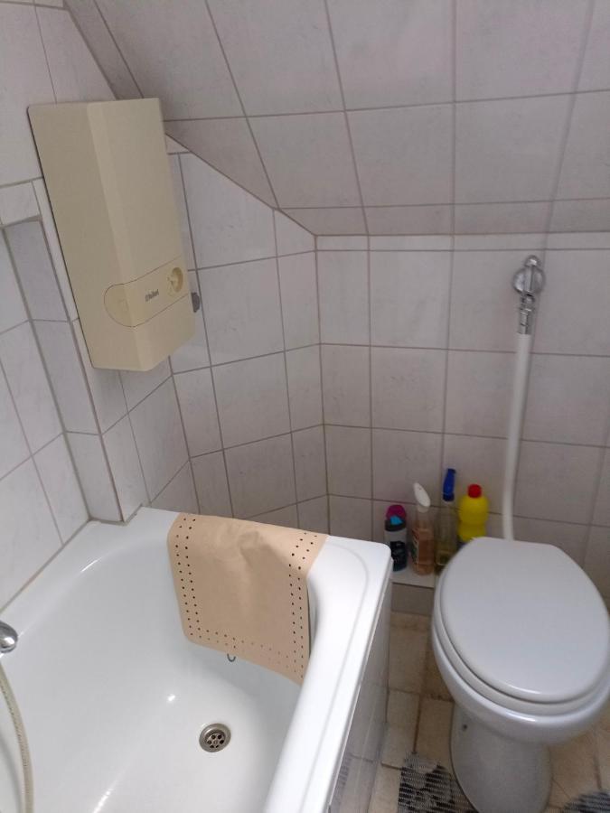 Nette Kuschelige Wohnung Bochum Exterior foto